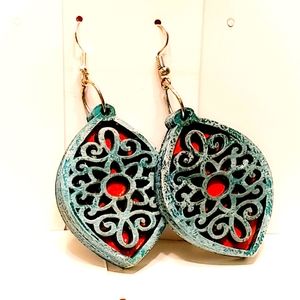 Wood handcrafted dangle earrings